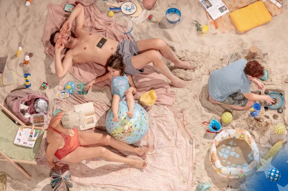 Watch the trailer for Sun and Sea