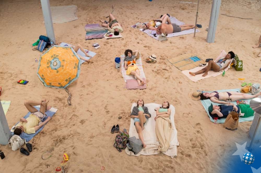 Sun and Sea (Photo: Andrej Vasilenko)